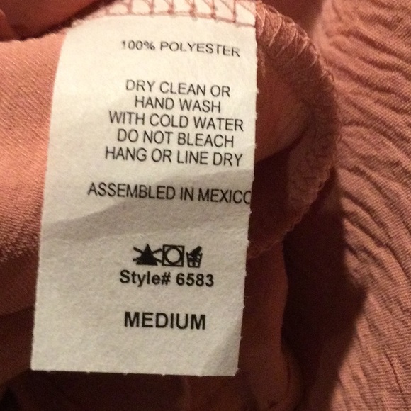 NWT entro Peach oversized top ~~Top Only~~ - Picture 4 of 6